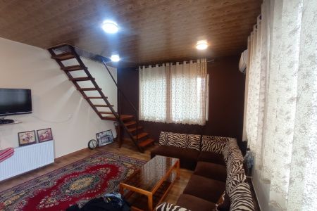 خانه ویلایی با بهارخواب در زیباکنار - پیرعلی ده