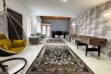 Duplex Villa with Pool for Rent in Malard - Lem Abad