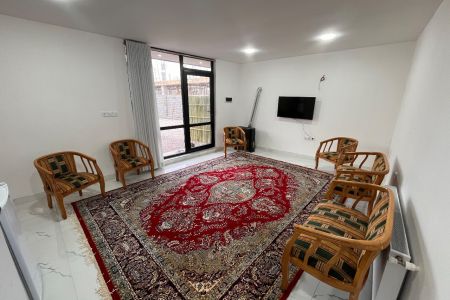 سوئیت حیاط دار در رودبنه - بلوار حشمت