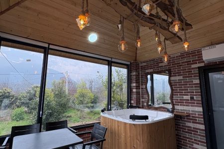 کلبه چوبی جکوزی دار در ماسال - طاسکوه