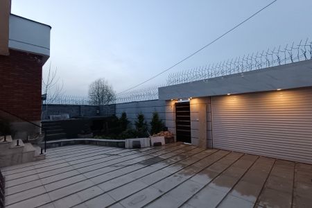 ویلا استخردار در محمود آباد - آزادمون