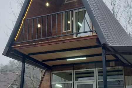 کلبه سوئیسی در لفور - پاشاکلا