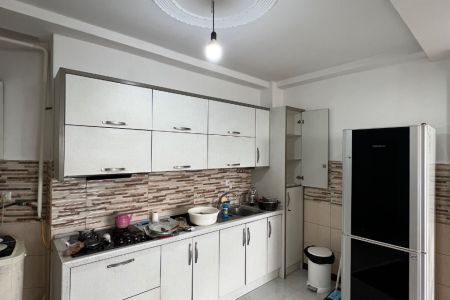 خانه مبله در حاجی آباد لاهیجان - طبقه دوم