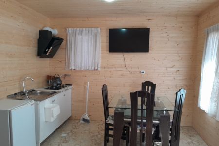 کلبه چوبی در بابلسر