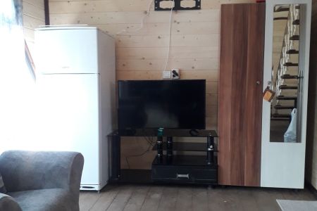 کلبه چوبی در چابکسر