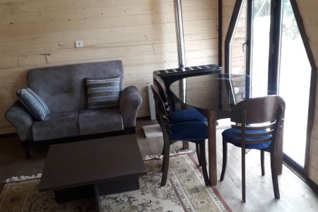 کلبه چوبی در چابکسر