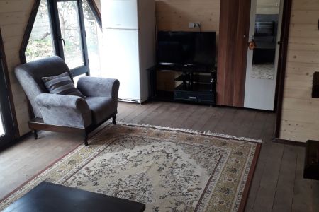 کلبه چوبی در چابکسر