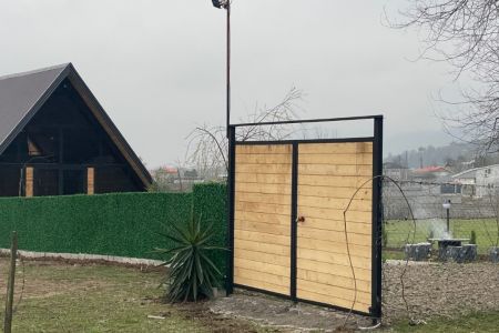 کلبه سوئیسی در شاندرمن - وزمتر
