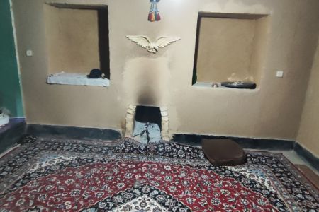 بومگردی در اردل - سرمازه - اتاق ۱۵ متری