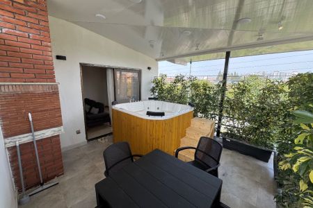 ویلا دوبلکس با جکوزی در رامسر - ۴ خوابه