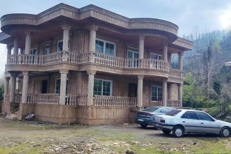 ویلا استخردار در قلعه رودخان - فوشه - همکف