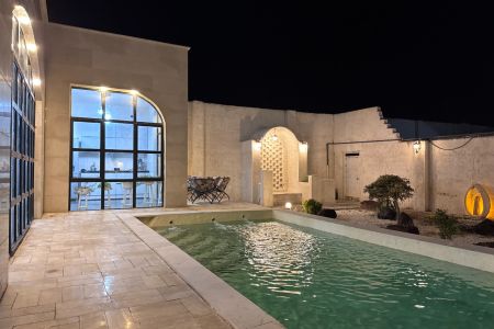 ویلا با استخر و طراحی خاص در اسفندآباد ملارد