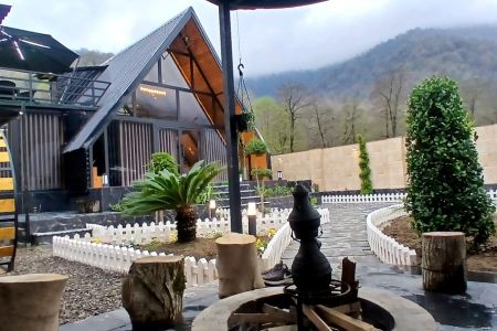 کلبه سوئیسی با وان جکوزی در ماسال - گنذر