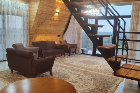 کلبه سوئیسی با تراس در اسالم - سیاه بیل