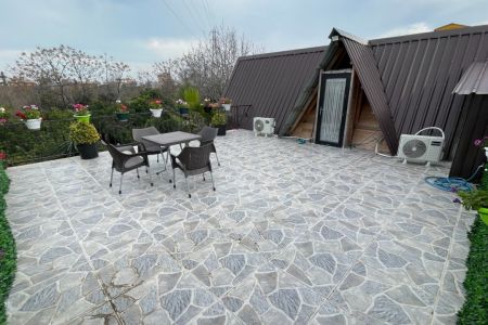 ویلا با نما سوئیسی و استخر سرپوشیده رامسر