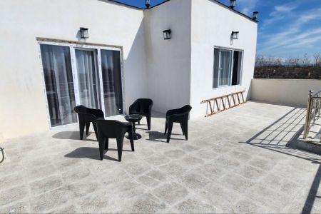 ویلا تریبلکس استخردار در ترپاق تپه شهریار