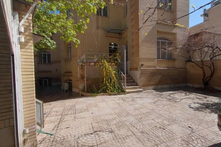 سوئیت نقلی در قصر دشت شیراز - زیرهمکف