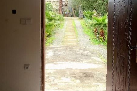 خانه حیاط دار در چابکسر - همکف