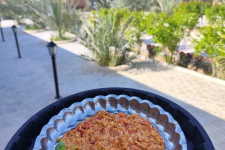 بومگردی در طبس - خسروآباد - نخل یا نرگس