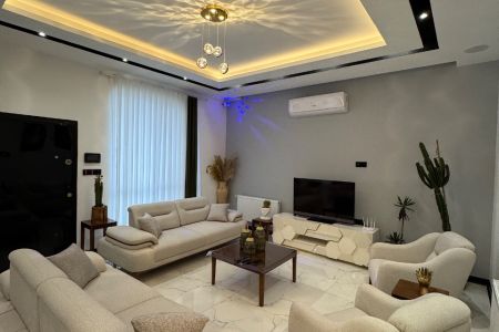 ویلا استخردار در زیباکنار - چپرپرد زمان