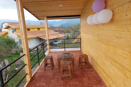 کلبه چوبی با ویو شالیزار در ماسال - گامیشبان