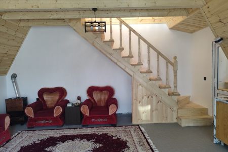 کلبه سوئیسی در پره سر - حوریان