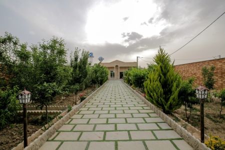 ویلا استخردار در چهارباغ - سنقرآباد