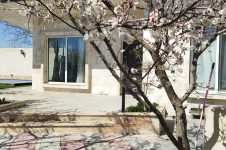 ویلا حیاط دار در شهریار - صالح آباد