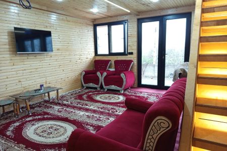 کلبه با نمای چوبی در ماسال - میله سرا