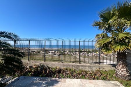 ویلا نزدیک ساحل چالوس - ایشبن سفلی