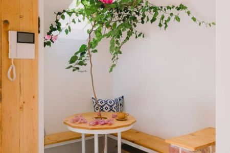 خانه بالکن دار با طراحی مینیمال در دارآباد تهران