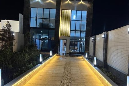 ویلا دوبلکس استخردار در چهارباغ - رونده