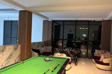 ویلا دوبلکس استخردار در چهارباغ - رونده