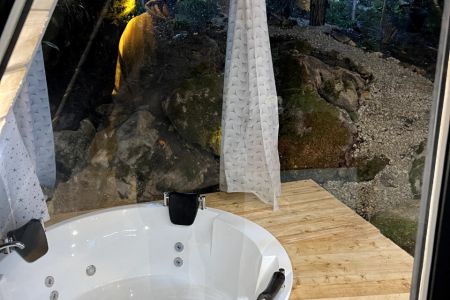 کلبه سوئیسی با جکوزی در چابکسر - سرولات