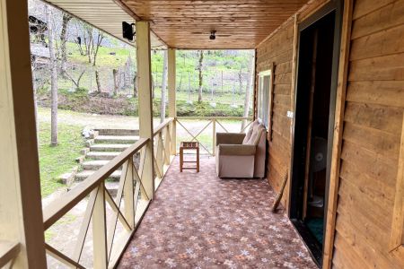 کلبه جنگلی جکوزی دار در جاده اولسبلنگاه