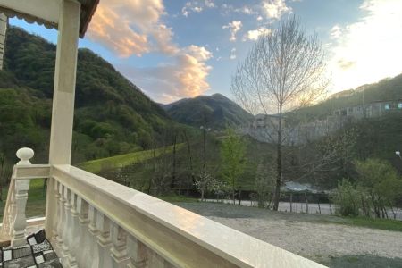 خانه جنگلی در گردنه حیران - گیلده