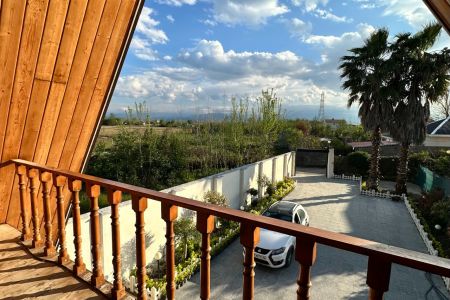 اجاره کلبه سوئیسی در فومن - مالوان