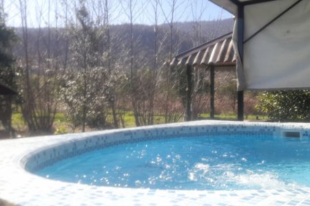 سوئیت با حوضچه آبگرم در چالوس - کریم آباد