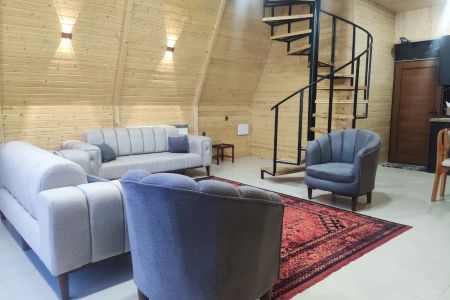 کلبه سوئیسی در چالوس - بلوار امام رضا