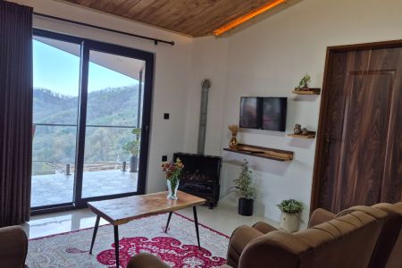 خانه بالکن دار در جاده جواهرده رامسر - مادک