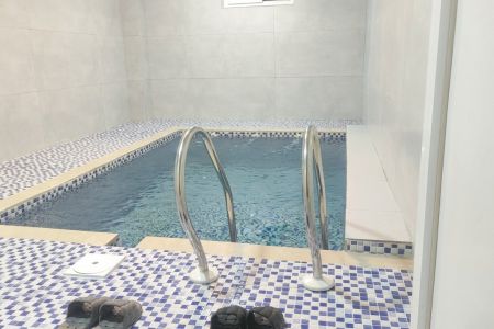 خانه ویلایی با استخر سرپوشیده در فرح آباد