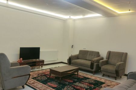 خانه ویلایی با استخر سرپوشیده در فرح آباد