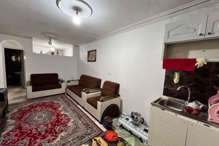 سوئیت نزدیک میدان امام حسین رشت -همکف