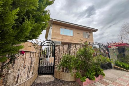 خانه ویلایی در لاهیجان - نوبیجار