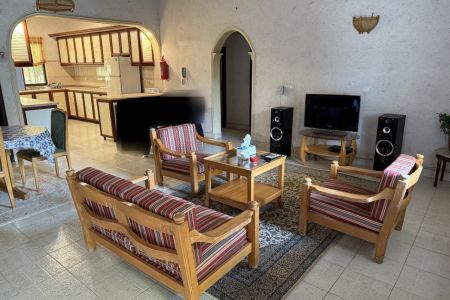 باغ ویلا به همراه زمین بازی در بندرانزلی