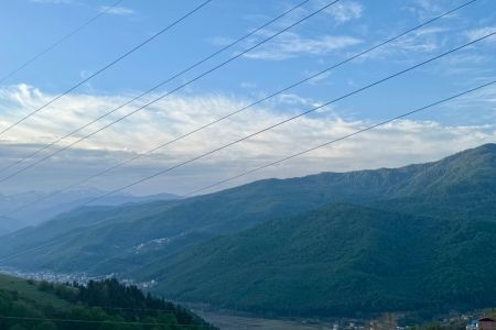 کلبه چوبی با ویو کوه در زیرآب - سرخکلاتپه