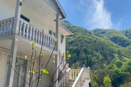 خانه جنگلی در گردنه حیران - گیلده