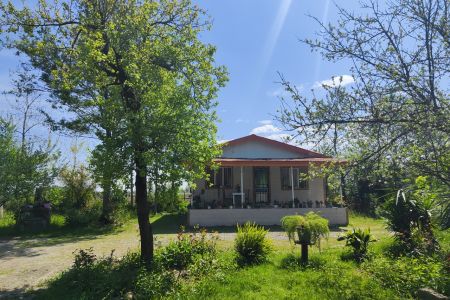 خانه ویلایی در سیاهکل- جاده سیاهکل به سنگر