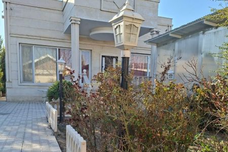 ویلا استخردار در چهارباغ - آغچه حصار