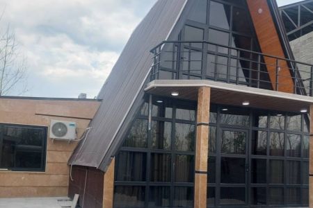 کلبه سوئیسی استخردار در بندرانزلی - تربگوده